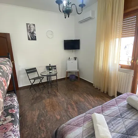 Silvana House ナポリ