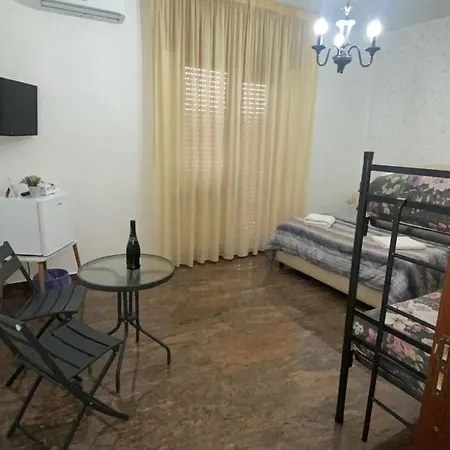 Guest house Silvana House *